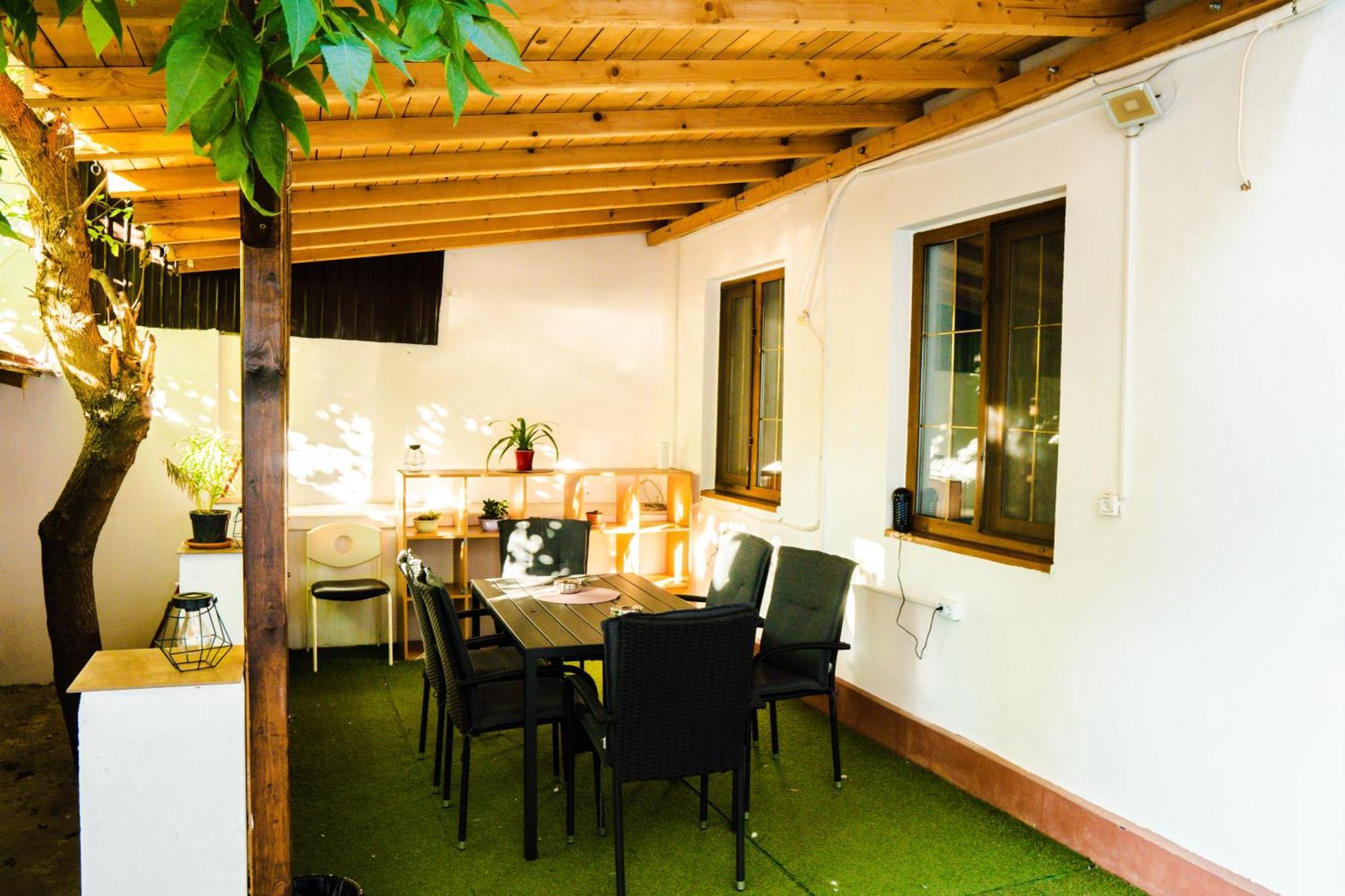 Hostel Sport Бухарест Экстерьер фото