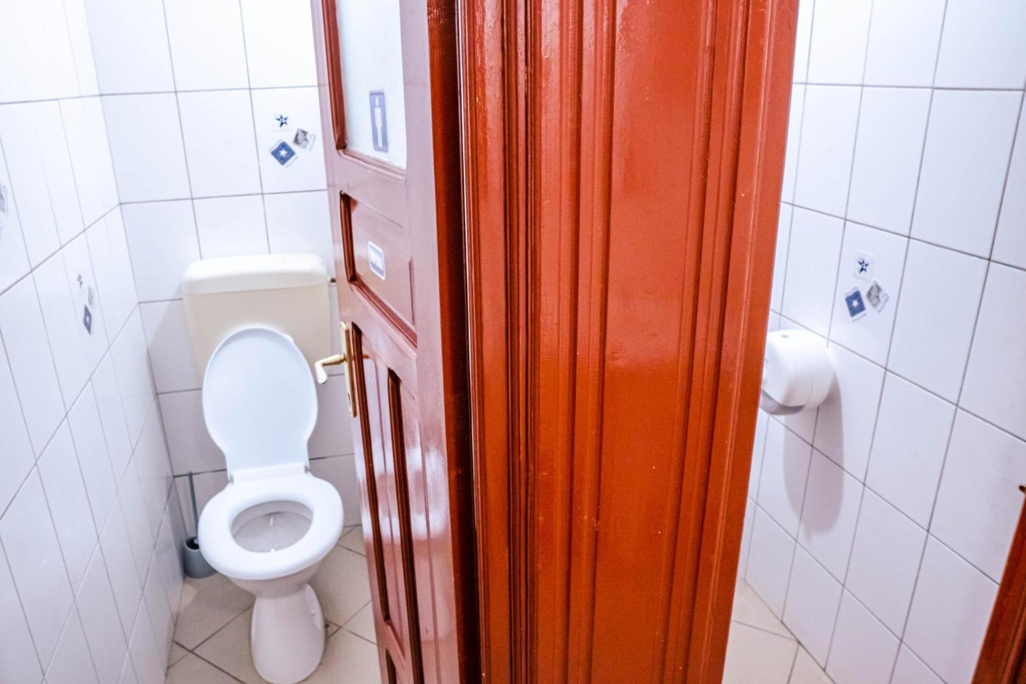 Hostel Sport Бухарест Экстерьер фото