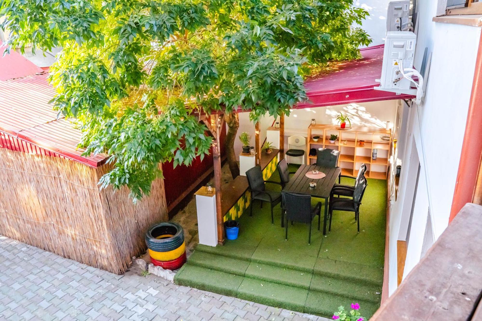 Hostel Sport Бухарест Экстерьер фото